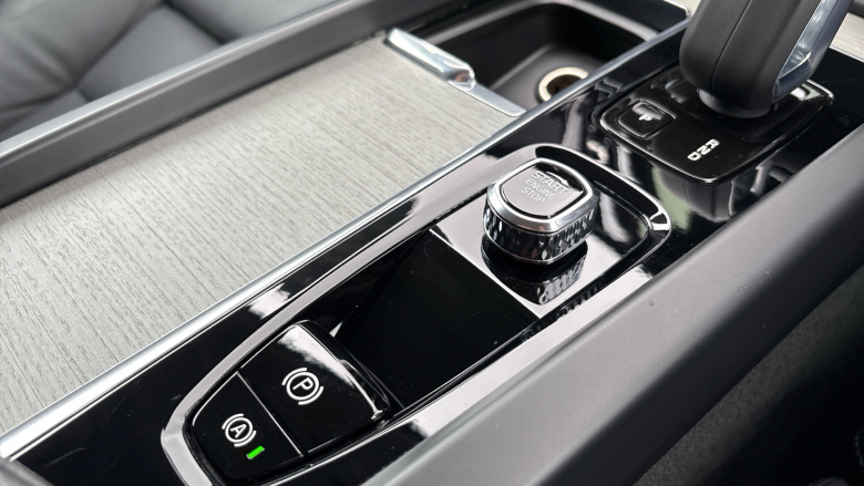 Volvo V60 2.0 B4D Cross Country 5dr AWD Auto Diesel Estate